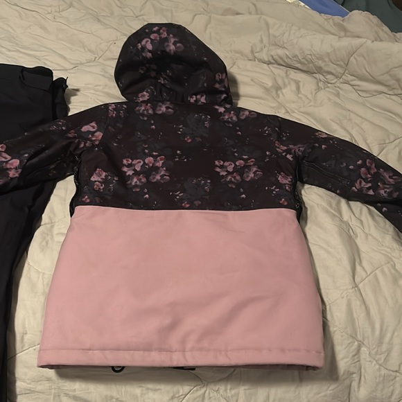 Coat - Picture 2 of 3